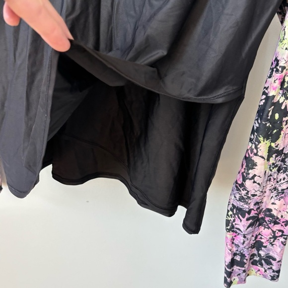 Lululemon waterside, relaxed UV protection, long sleeve size L/XL - Picture 8 of 9